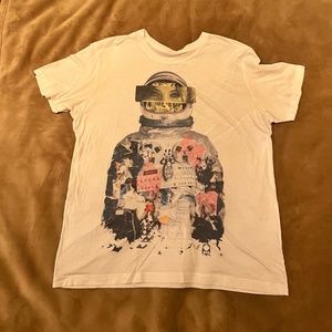 COPY DESIGNER SHORT SLEEVED WHITE TSHIRT